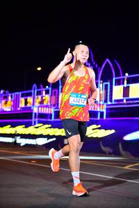 BIB: 43212
                            <button type="button" onclick="openModal(22862095)" class="btn btn-primary btn-sm float-right btn-popup" data-toggle="modal" data-target=".modal-high-quality">
                        <i class="fas fa-shopping-cart"></i> Add to Cart
                    </button>
                                            <button type="button" onclick="isThisMe(22862095, true)" class="btn btn-success btn-sm float-right btn-popup btn-isme hidden" data-toggle="tooltip" data-placement="bottom" title="นี่คือรูปของคุณใช่ไหม คลิกที่นี่เพื่อเอาเข้าอัลบั้ม">
                        <i class="fas fa-plus"></i> Add to album
                    </button>
                    <button type="button" onclick="isThisMe(22862095, false)" class="btn btn-warning btn-sm float-right btn-popup btn-isnotme hidden">
                        <i class="fas fa-ban"></i> Remove from album
                    </button>